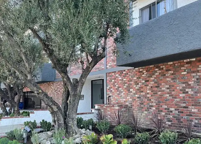 Property at Whitsett Apartments - 5860 Whitsett Ave, Valley Village, CA, 91607, 2 beds, 2 baths, [object Object]