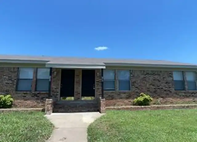 Property at 942 Meadowlark Cir Unit 942, Granbury, TX, 76049, 2 beds, 1 bath, [object Object]