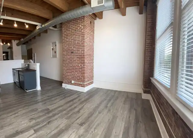 Property at 706 Broadway Blvd #301, Kansas City, MO, 64105, 1 bed, 1 bath, [object Object]