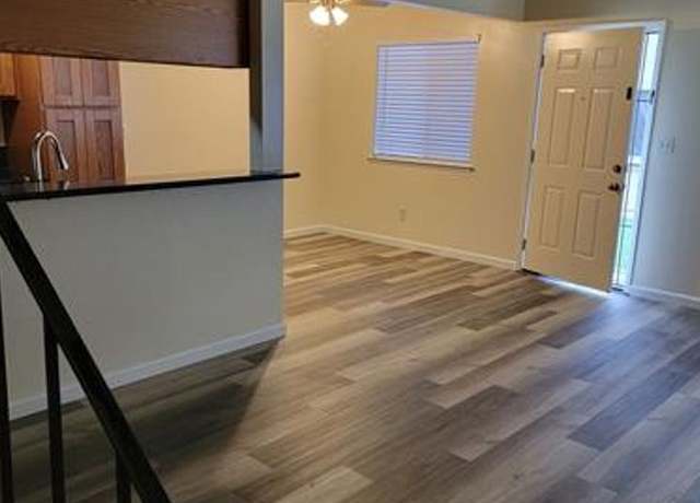Photo of 11571 Garnet Way #1, Auburn, CA 95602