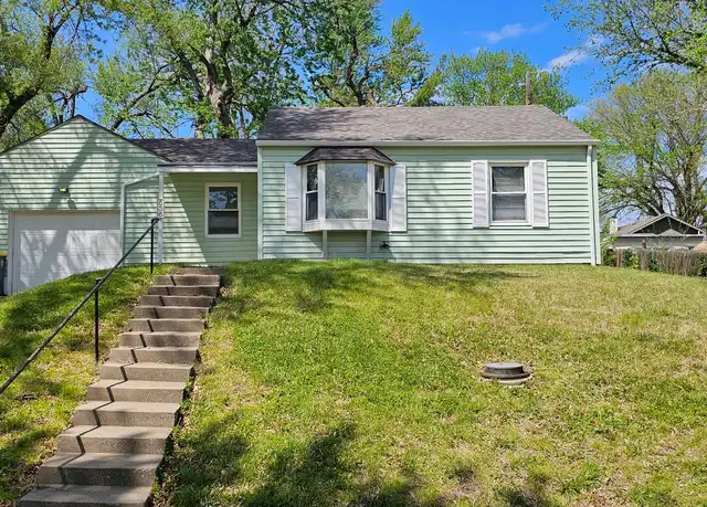 Property at 636 NE 45th Ter, Kansas City, MO, 64116, 3 beds, 1 bath, [object Object]