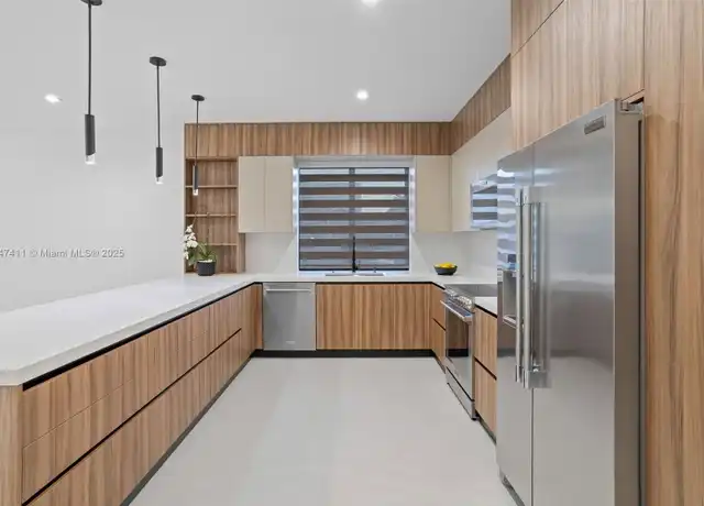 Property at 918 SW 78th Pl, Miami, FL, 33144, 3 beds, 2 baths, [object Object]