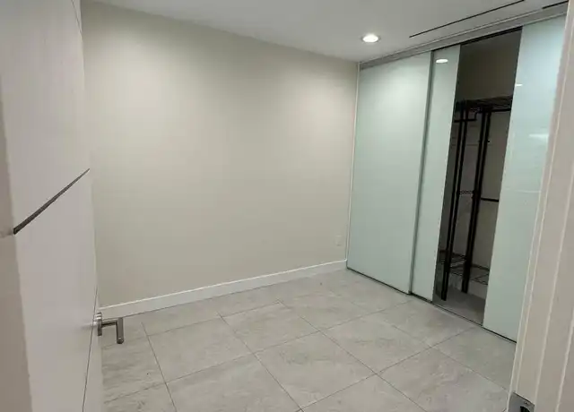 Property at 23649 Mill Valley Rd Unit B, Santa Clarita, CA, 91355, 1 bed, 1 bath, [object Object]