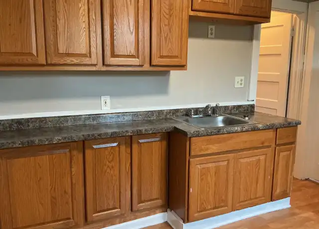 Property at 2987 S Chase Ave Unit 2987A upper, Milwaukee, WI, 53207, 1 bed, 1 bath, [object Object]