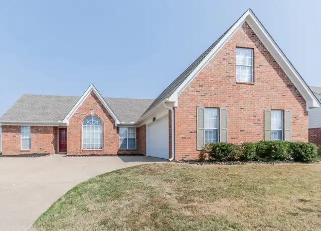 Property at 4304 Edmonton St, Horn Lake, MS, 38637, 4 beds, 2 baths, [object Object]