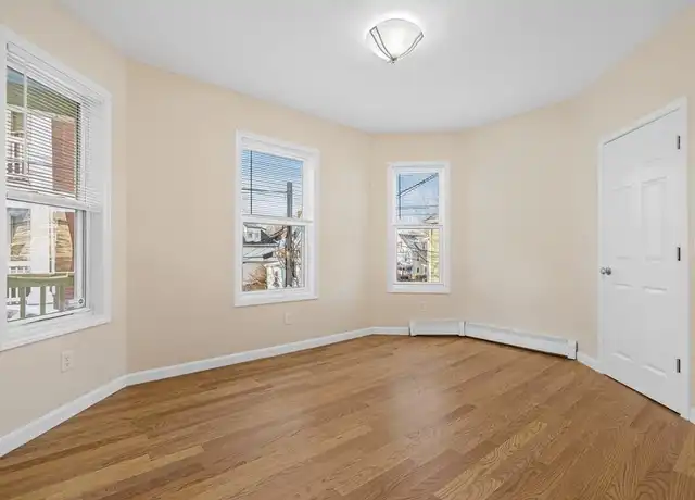 Property at 5 Dawes Ter, Dorchester, MA, 02125, 3 beds, 1 bath, [object Object]