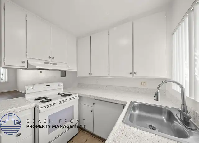 Photo of 1261 W Rosecrans Ave, Gardena, CA 90247