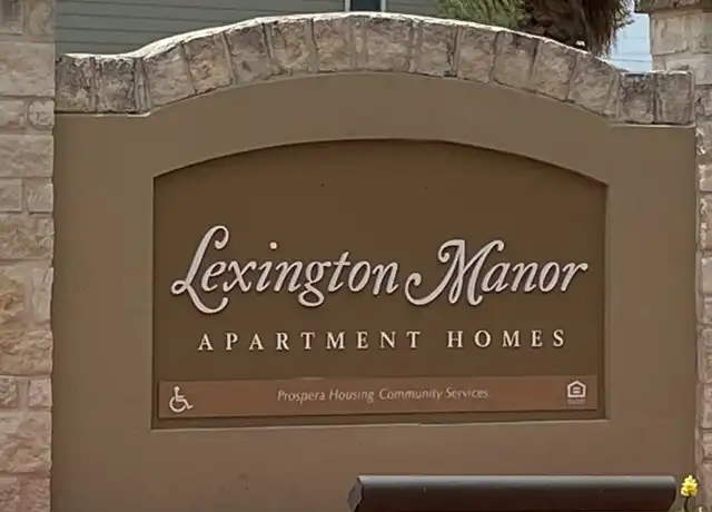 Property at 5201 Kostoryz Rd Unit 102, Corpus Christi, TX, 78415, 2 beds, 2 baths, [object Object]