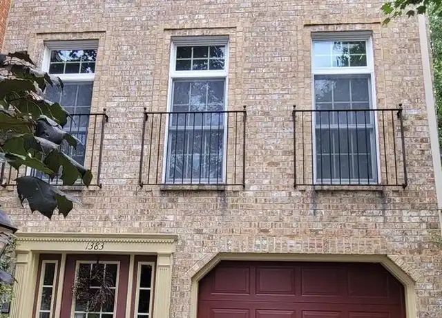 Property at 1383 Lindsay Ln, Hagerstown, MD, 21742, 3 beds, 2.5 baths, [object Object]