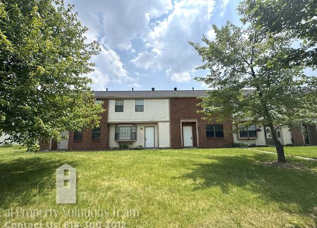 Photo of 975 Cross Country Dr W, Westerville, OH 43081