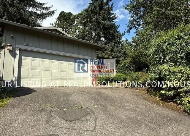 Property at 1921 SW Marigold St, Portland, OR, 97219, 3 beds, 1 bath, [object Object]