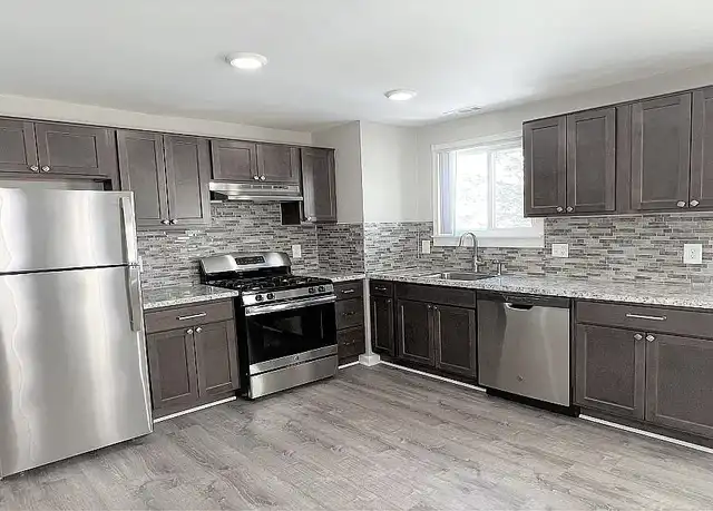 Property at Coppertree Apartments & Townhomes - 12555 Pine St, Taylor, MI, 48180, 2 beds, 1.5 baths, [object Object]