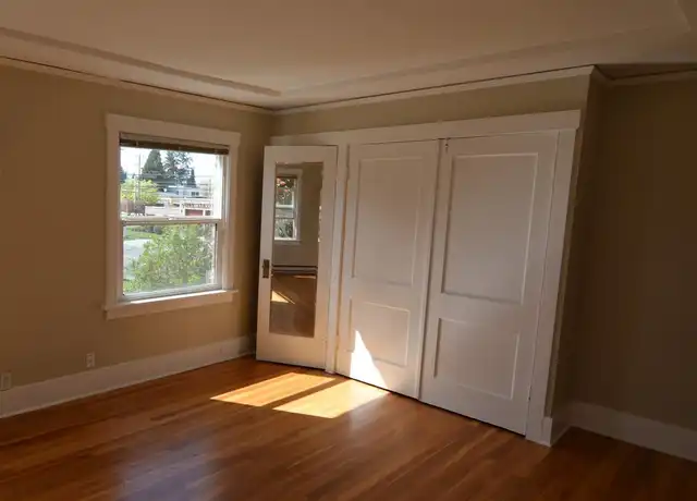 Property at 1402 Earnest S Brazill St Unit J, Tacoma, WA, 98405, 2 beds, 1 bath, [object Object]