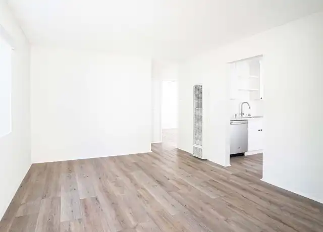 Property at 325 Sierra St, El Segundo, CA, 90245, 2 beds, 1 bath, [object Object]