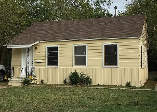Property at 2125 N Rockford Ave, Tulsa, OK, 74106, 3 beds, 1 bath, [object Object]