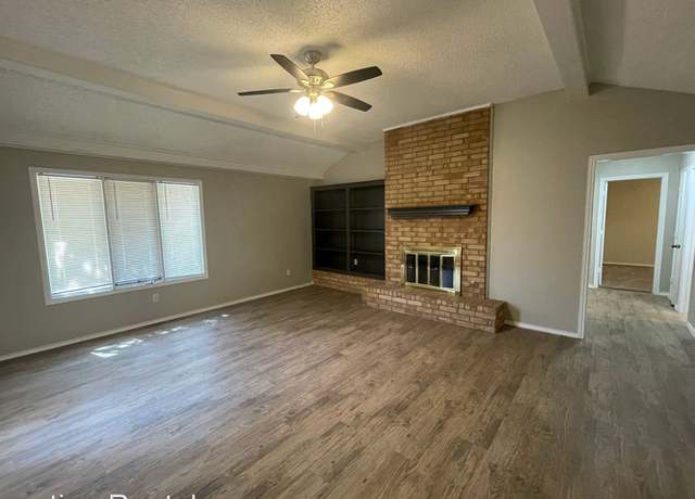 Photo of 6724 4th St, Lubbock, TX 79416
