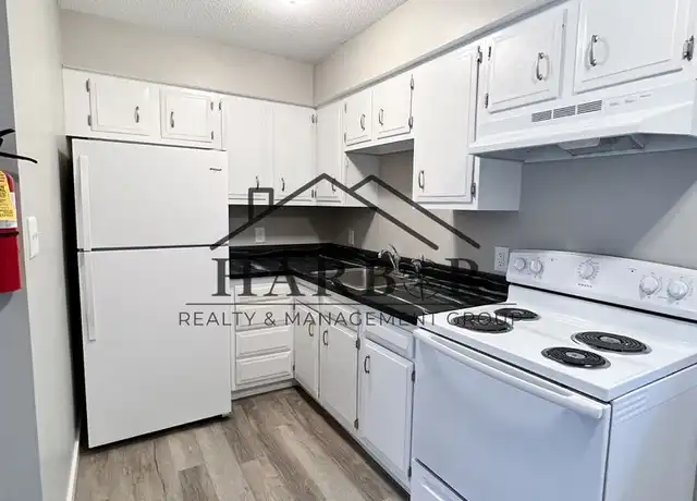 Property at 628 Greene St Unit 628, Boone, IA, 50036, 1 bed, 1 bath, [object Object]