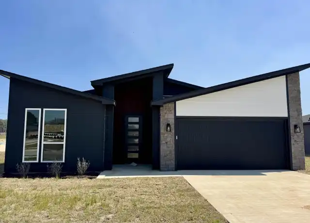 Property at 15529 Greenhouse Way, Lindale, TX, 75771, 3 beds, 2 baths, [object Object]