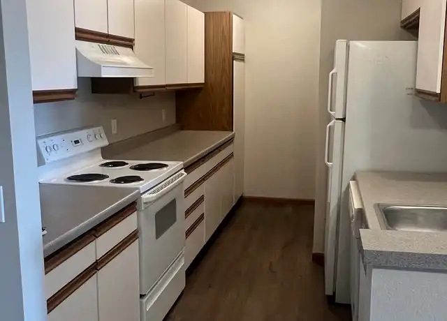 Property at 1016 Primrose Ln Unit 8, Fond du Lac, WI, 54935, 1 bed, 1 bath, [object Object]