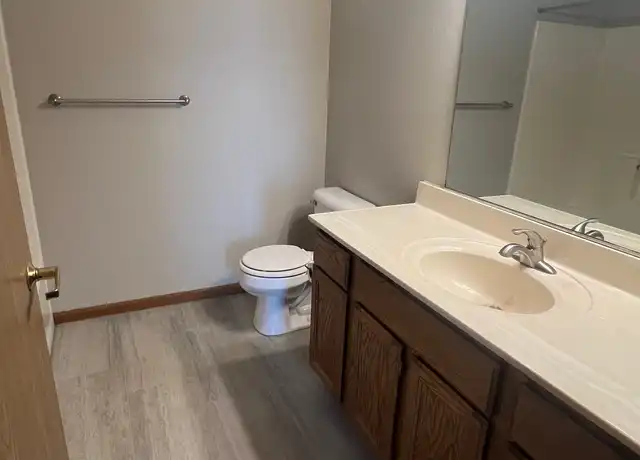 Property at 1016 Primrose Ln Unit 8, Fond du Lac, WI, 54935, 1 bed, 1 bath, [object Object]