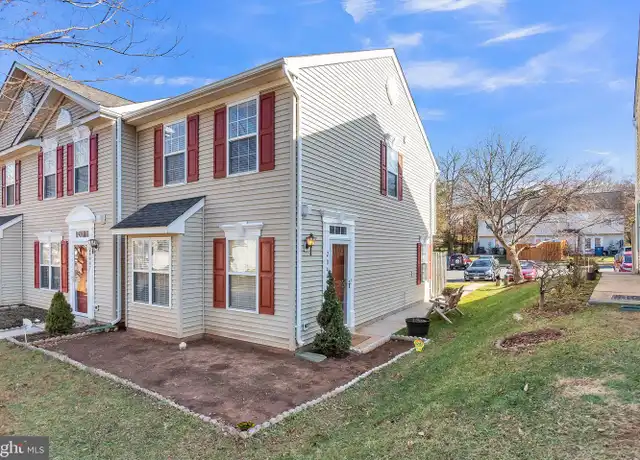 Property at 20449 River Ripple Sq, Sterling, VA, 20165, 3 beds, 1.5 baths, [object Object]
