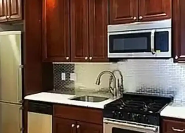 Property at 749 9th Ave Unit 304, New York, NY, 10019, 2 beds, 1 bath, [object Object]