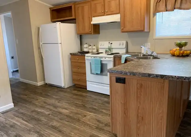 Property at 24 Via Milano, Smock, PA, 15480, 3 beds, 2 baths, [object Object]