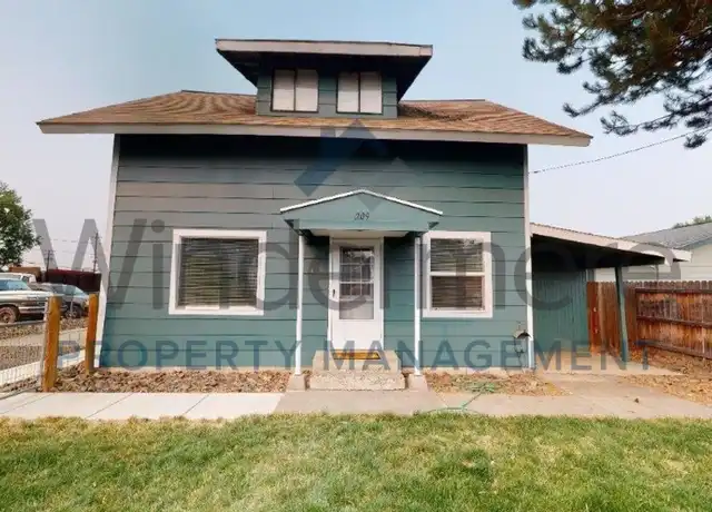 Property at 209 Bennett St, Walla Walla, WA, 99362, 2 beds, 1.5 baths, [object Object]
