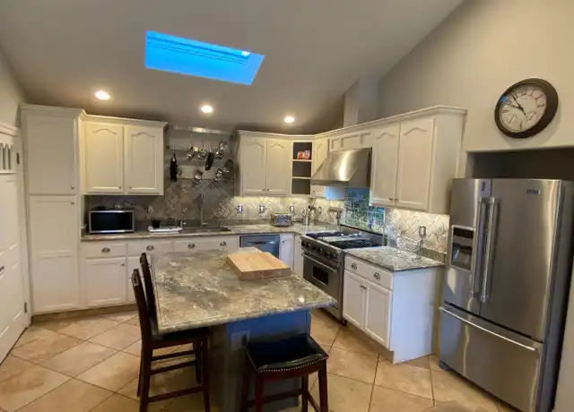 Property at 696 Upton St, Redwood City, CA, 94061, 2 beds, 2 baths, [object Object]