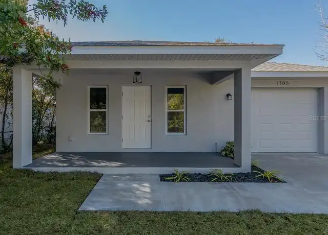 Property at 114 Pearl Ave S, Nokomis, FL, 34275, 2 beds, 2 baths, [object Object]