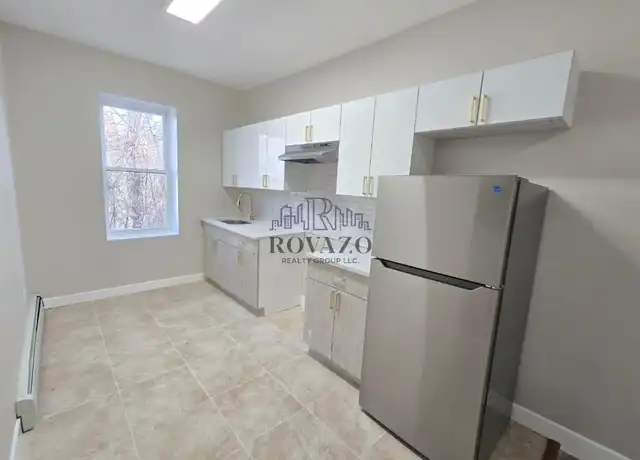 Property at 856 S 16th St Unit 2A, Newark, NJ, 07108, 2 beds, 1 bath, [object Object]
