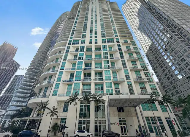 Property at 300 S Biscayne Blvd Unit T-1802, Miami, FL, 33131, 2 beds, 2 baths, [object Object]