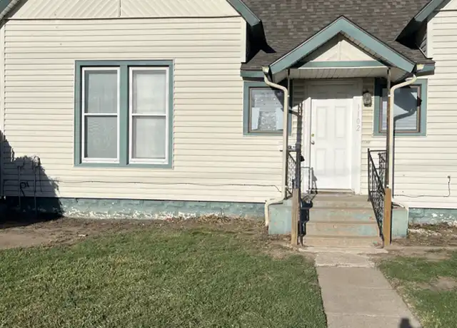 Property at 1102 N Elm St, Hutchinson, KS, 67501, 1 bed, 1 bath, [object Object]
