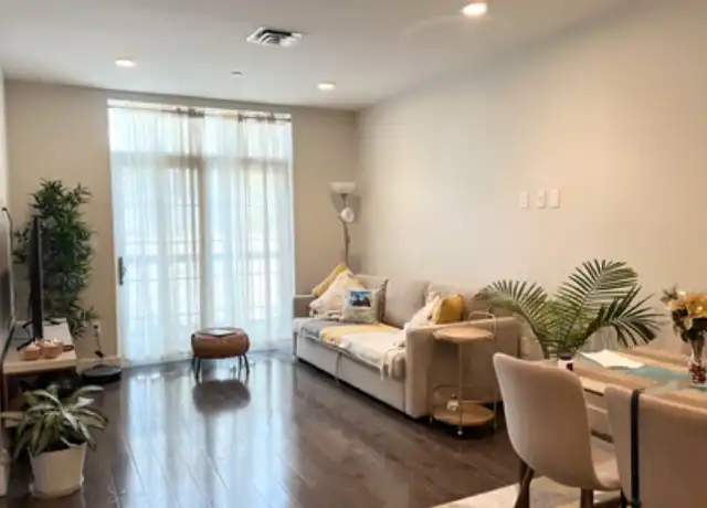 Property at 434 McGrath Hwy Unit 314, Somerville, MA, 02143, 1 bed, 1 bath, [object Object]