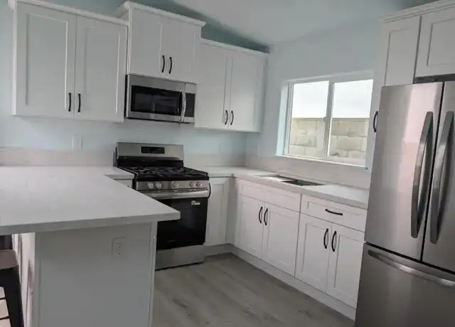 Property at 2220 Joyce Pl Unit 2, Oxnard, CA, 93033, 1 bed, 1 bath, [object Object]