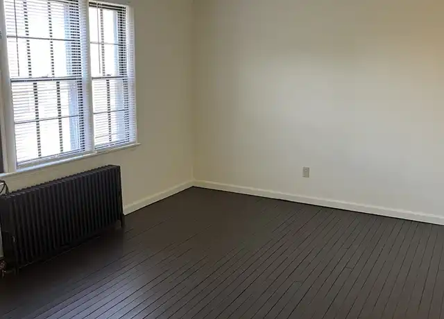 Property at 2662 N Main St Unit 206, Dayton, OH, 45405, 1 bed, 1 bath, [object Object]