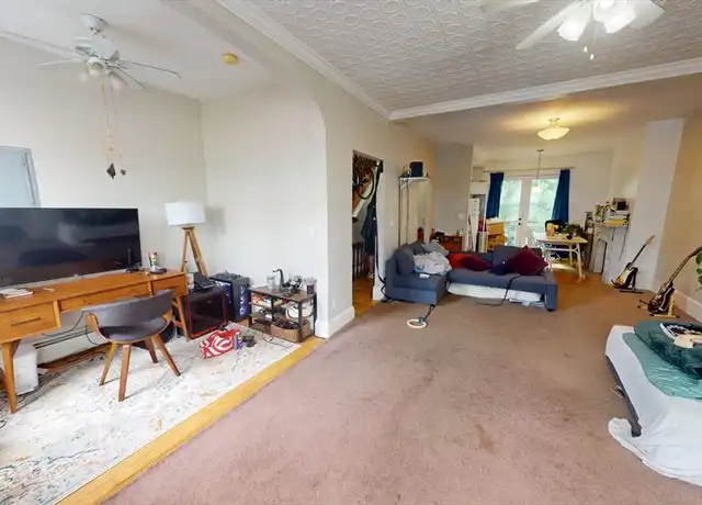Property at 40 Pearl St Unit 2, Cambridge, MA, 02139, 3 beds, 1 bath, [object Object]