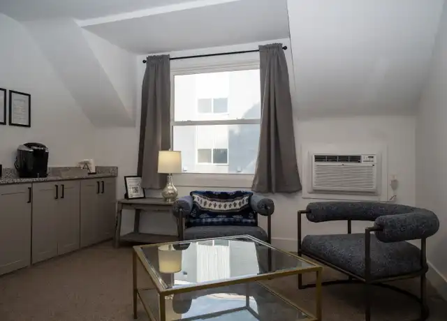 Property at 625 1st St SW Unit 2, Rochester, MN, 55902, 1 bed, 1 bath, [object Object]