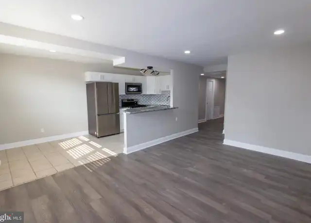 Property at 10040 Jeanes St, Philadelphia, PA, 19116, 2 beds, 1 bath, [object Object]