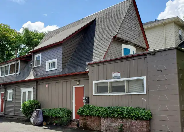 Property at 1531 1/2 Mill St Unit 11351/2, Eugene, OR, 97401, 2 beds, 1 bath, [object Object]
