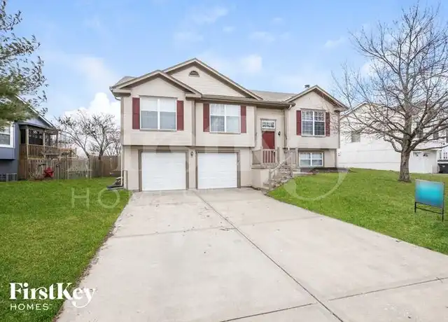 Property at 306 Copeland Dr, Greenwood, MO, 64034, 3 beds, 2 baths, [object Object]