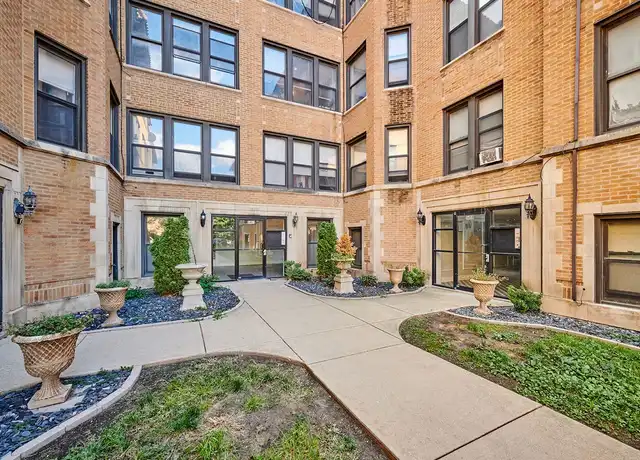 Property at 5457 S Everett Ave Unit 3A, Chicago, IL, 60615, 1 bed, 1 bath, [object Object]