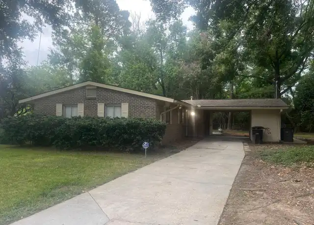 Property at 11072 Darius Dr, Baton Rouge, LA, 70816, 3 beds, 2 baths, [object Object]