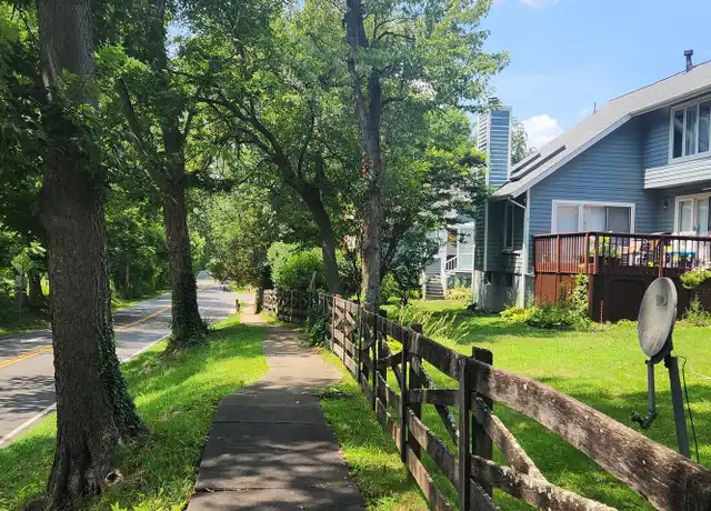 Property at 308 Loudoun St SW, Leesburg, VA, 20175, 3 beds, 2 baths, [object Object]