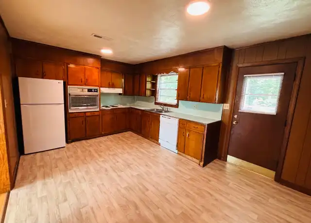 Property at 412 Harding Ave Unit A, Blacksburg, VA, 24060, 2 beds, 1 bath, [object Object]