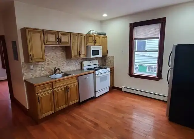 Property at 69 Mozart St Unit 1, Boston, MA, 02130, 2 beds, 1 bath, [object Object]