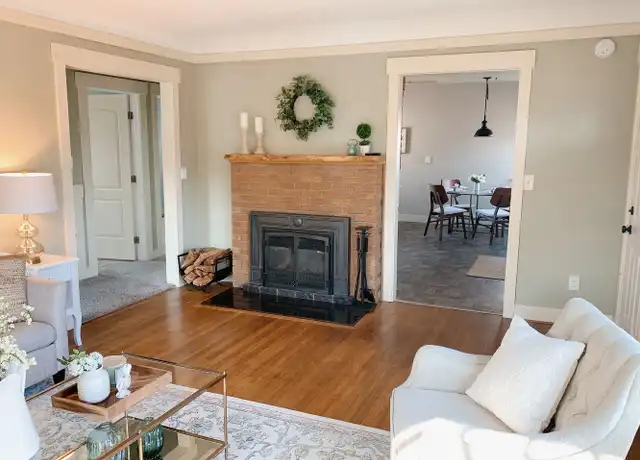 Property at 2201 Washington St, Bellingham, WA, 98225, 3 beds, 1 bath, [object Object]
