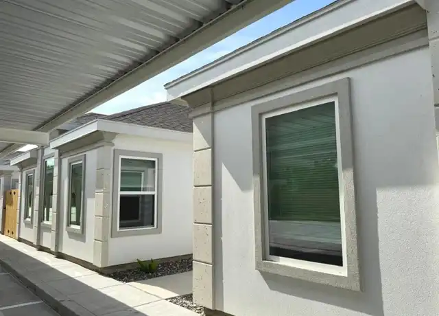 Property at 740 N Alamo Rd Unit 32, Edinburg, TX, 78542, 2 beds, 2 baths, [object Object]