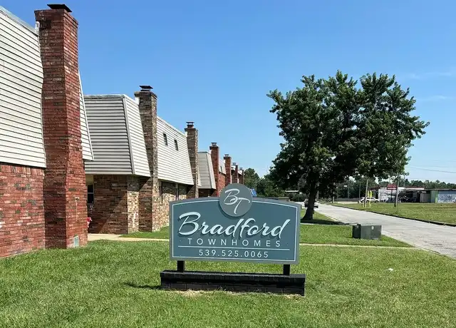 Property at Bradford Townhomes - 2149 S 109th East Ave, Tulsa, OK, 74129, 1 bed, 1 bath, [object Object]