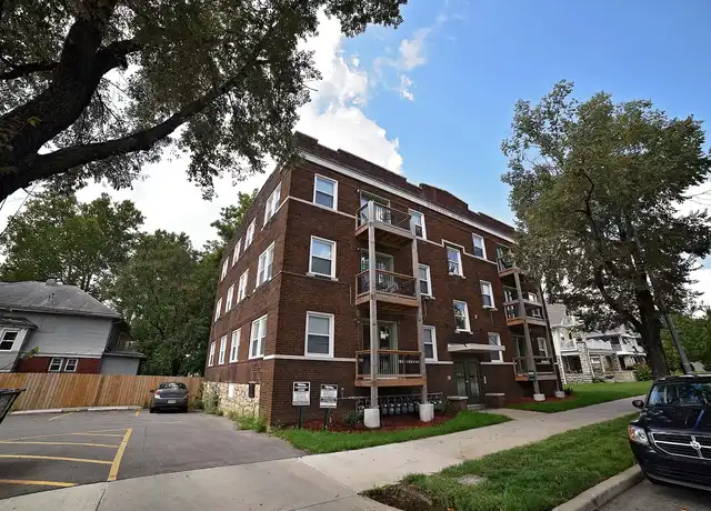 Property at Watkins Place - 1215 Brush Creek - 1215 Brush Creek Blvd, Kansas City, MO, 64110, 1 bed, 1 bath, [object Object]